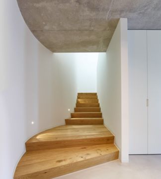 Holz-Treppe